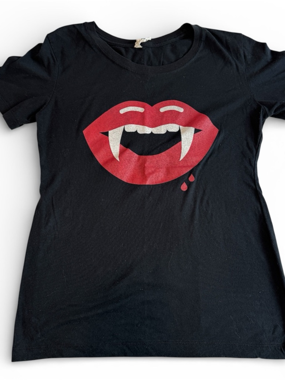 Ideal T By Next Level Womens Vampire Lips Size L Black Graphic Halloween Goth